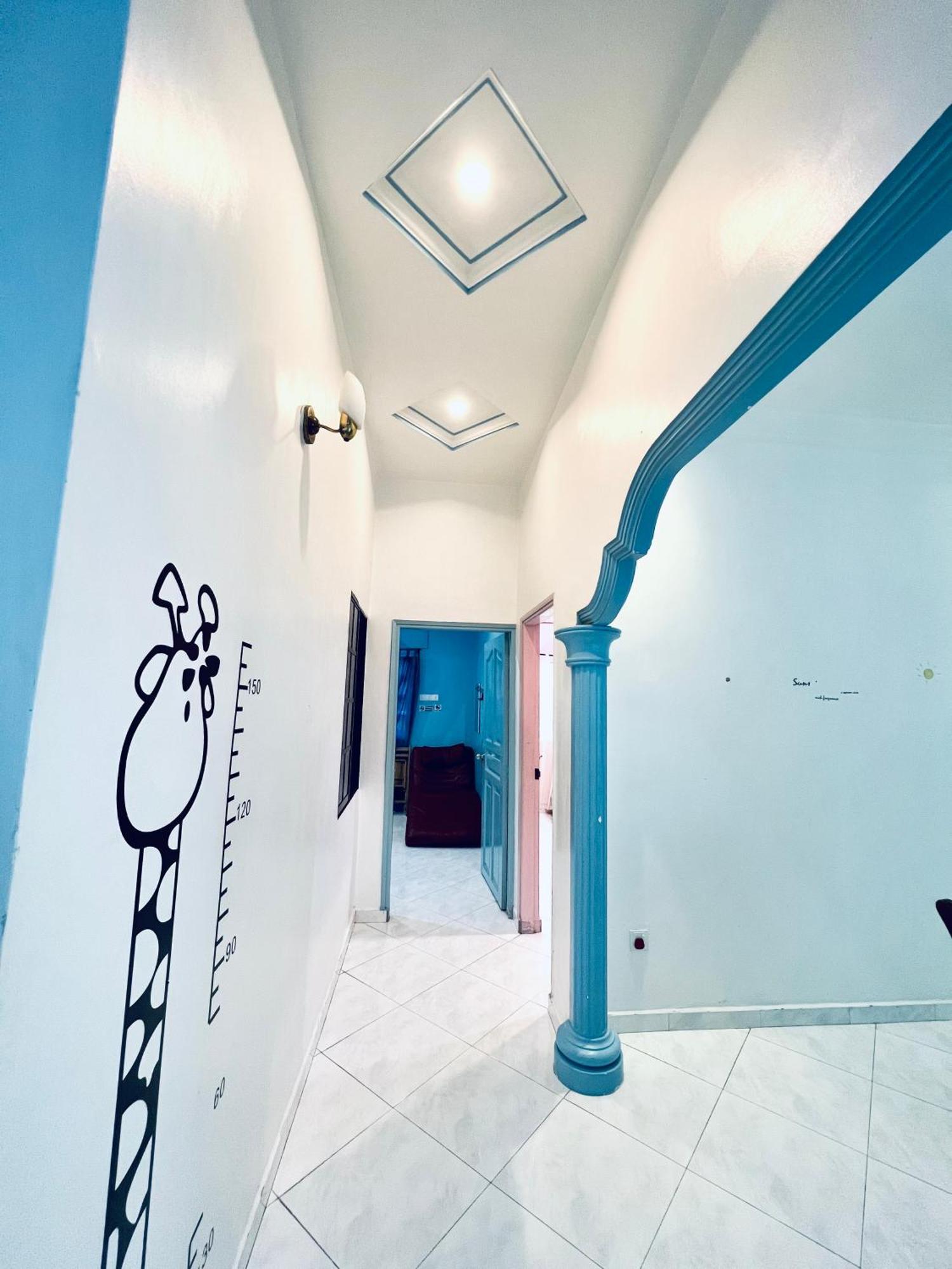 Singhome Holiday House Мерсинг Екстериор снимка